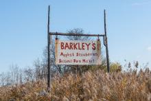 Barkley's Apple Orchard sign